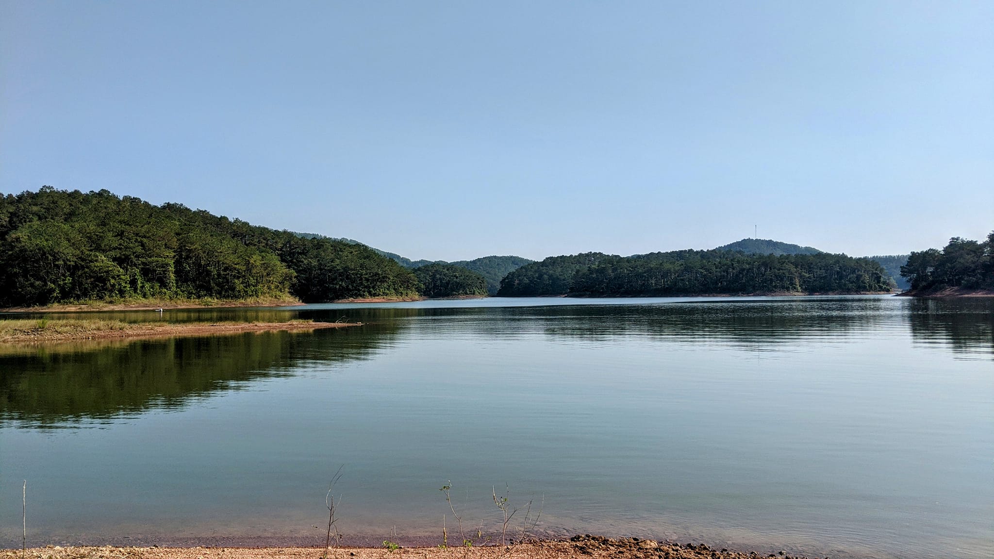 Ho Khuon Than Luc Ngan