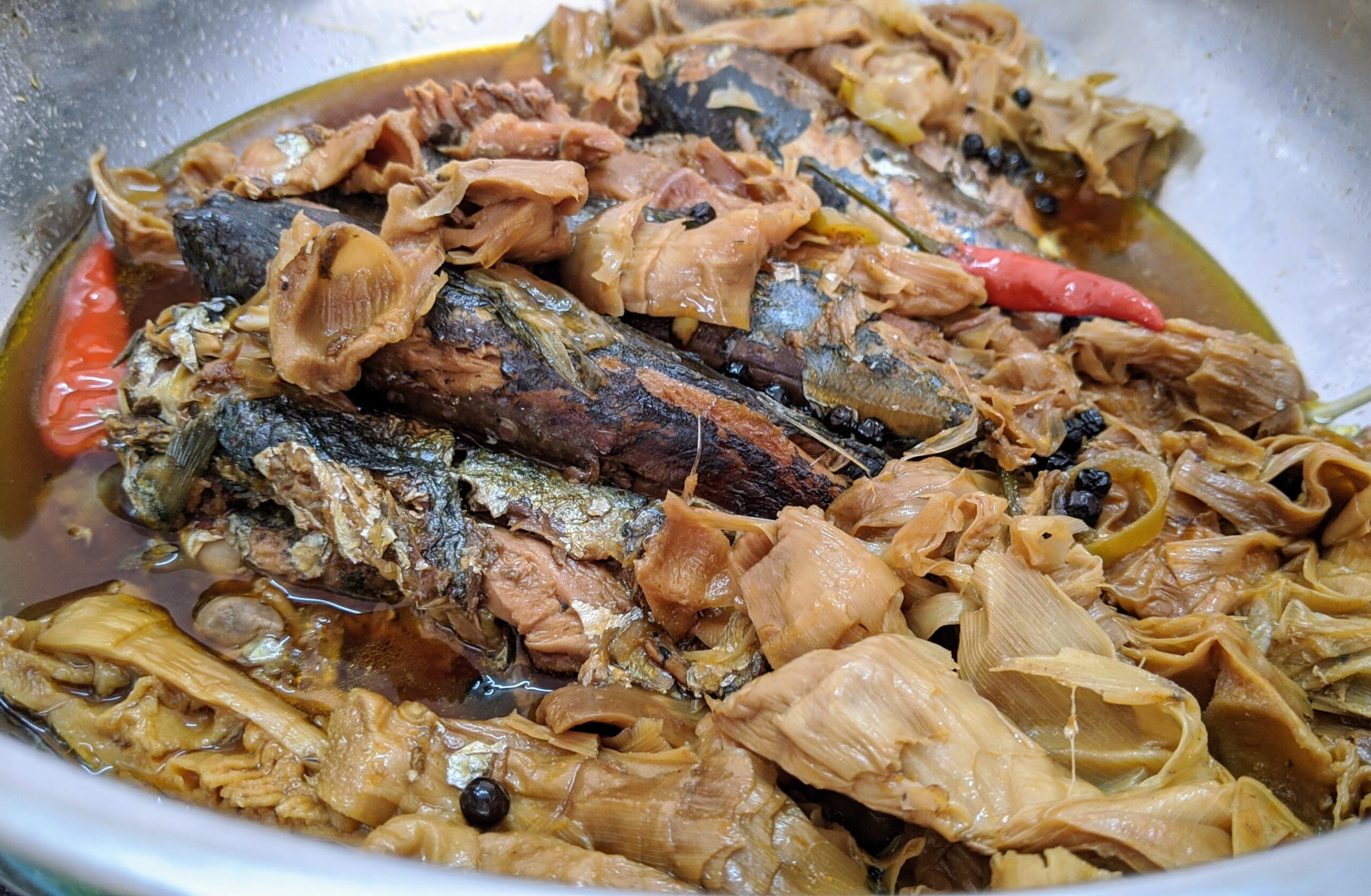 Cá kho măng Kon Tum